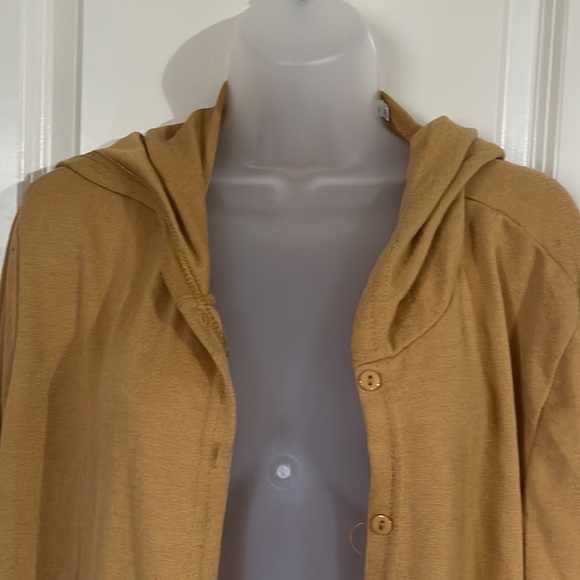 Mustard button up cardigan with a hoodie size XL - Picture 2 of 7